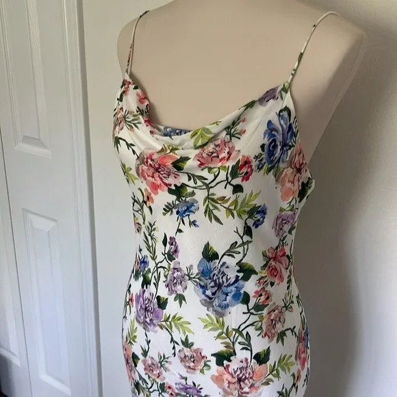 NWT Alice + Olivia Harmony Gardenia Floral Maxi Slip Dress Size 8 - Picture 4 of 9